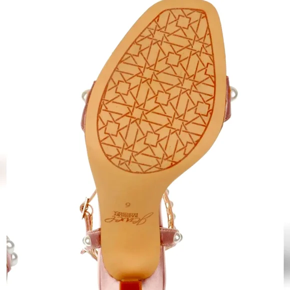 Badgley Mischka Baby Pink Heels - Picture 4 of 5